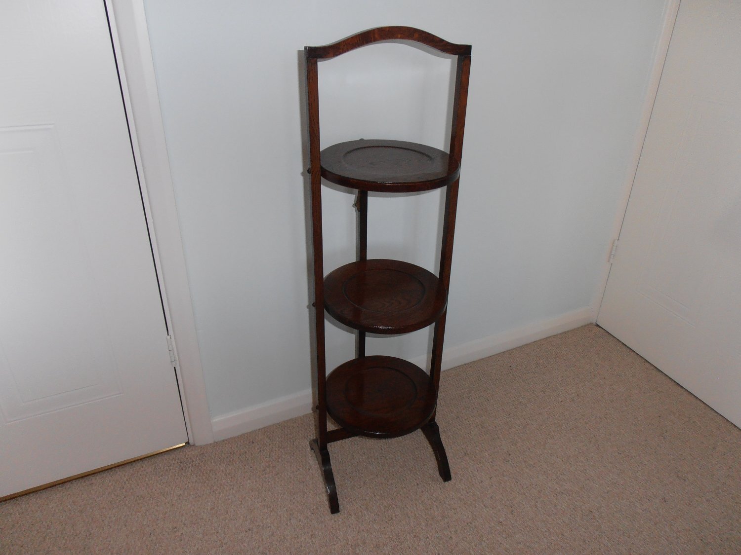 Victorian Cake Stand