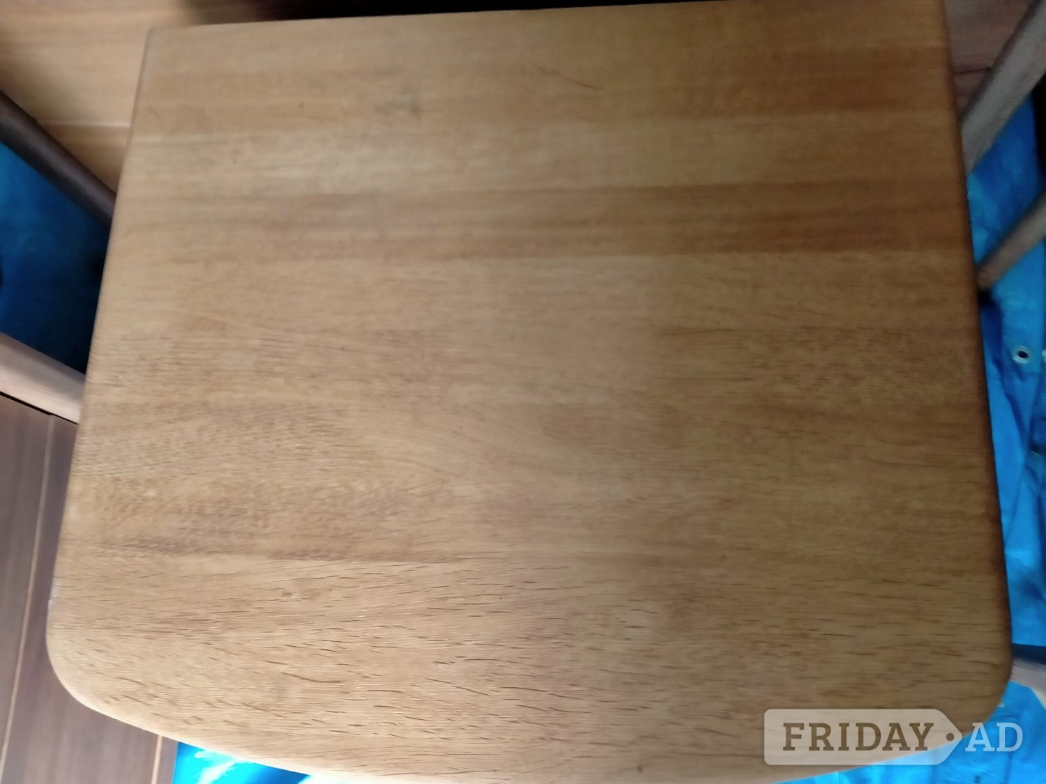 Gorgeous bedside cabinets x 2