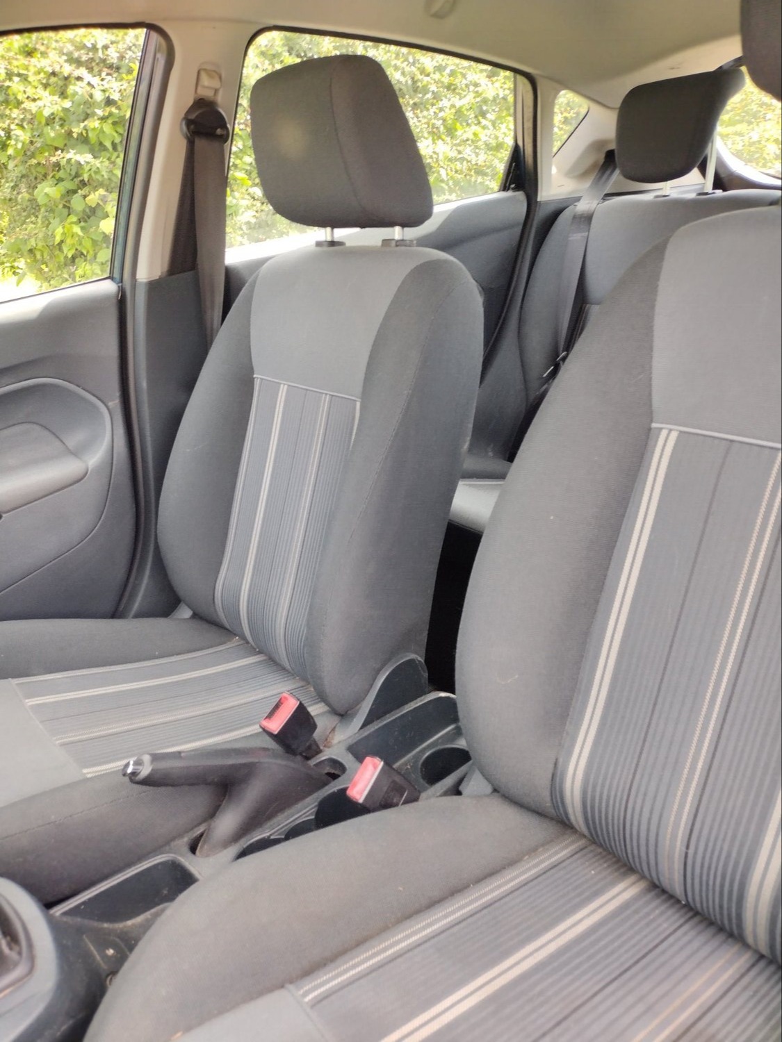 [ berth ]Ford Fiesta