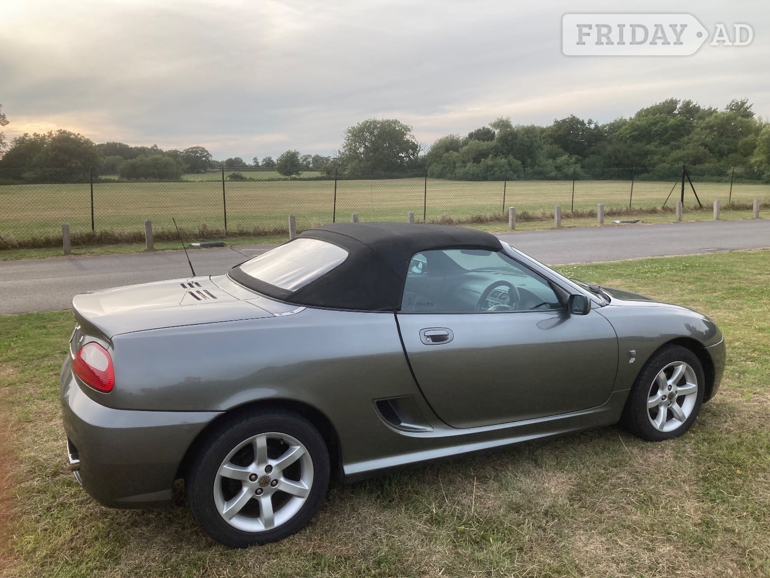 Mg tf 1800 cc auto mot till may 27 low mileage 53000  - Cars