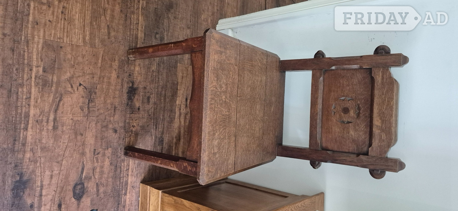 Worthing Wooden chairs x 2
