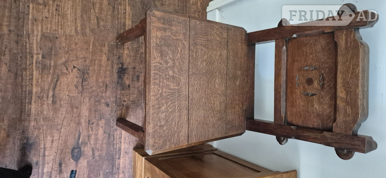 Wooden chairs x 2 - Furniture