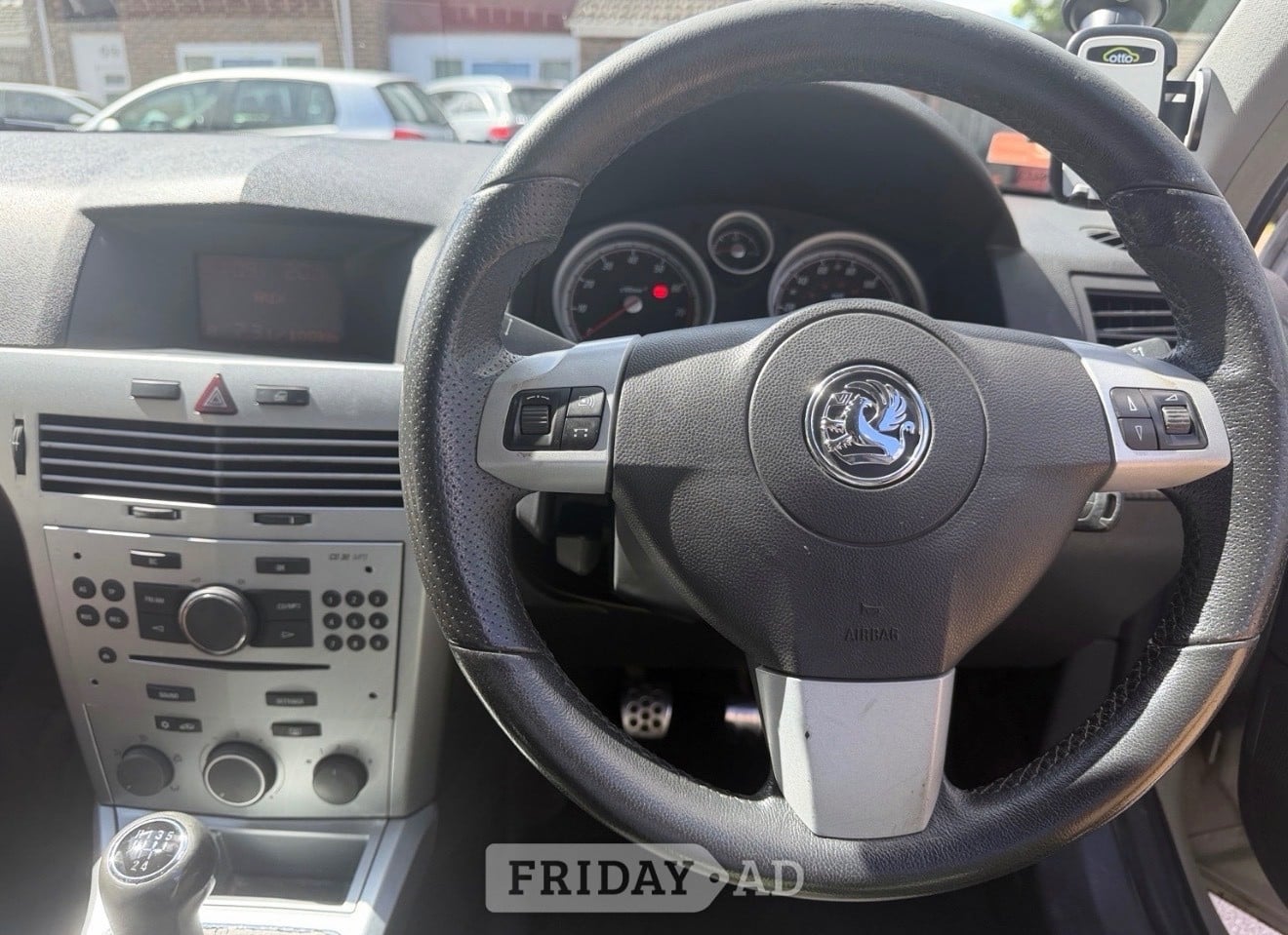 [ berth ]Vauxhall Astra