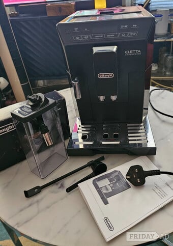 DeLonghi Eletta Cappuccino, Automatic Bean to Cup Coffee Machine,