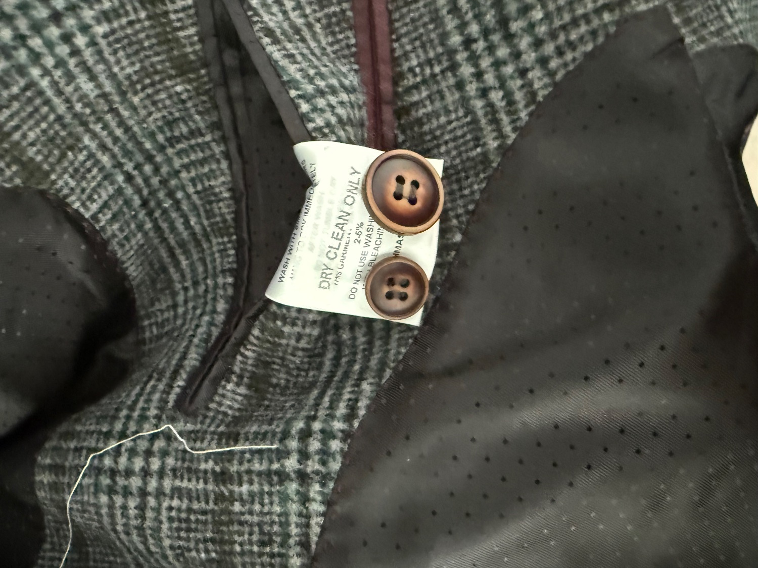 SMART CHECK JACKET - Clothing, Footwear & Accessories in Reigate