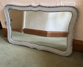 Shabby chic mirror