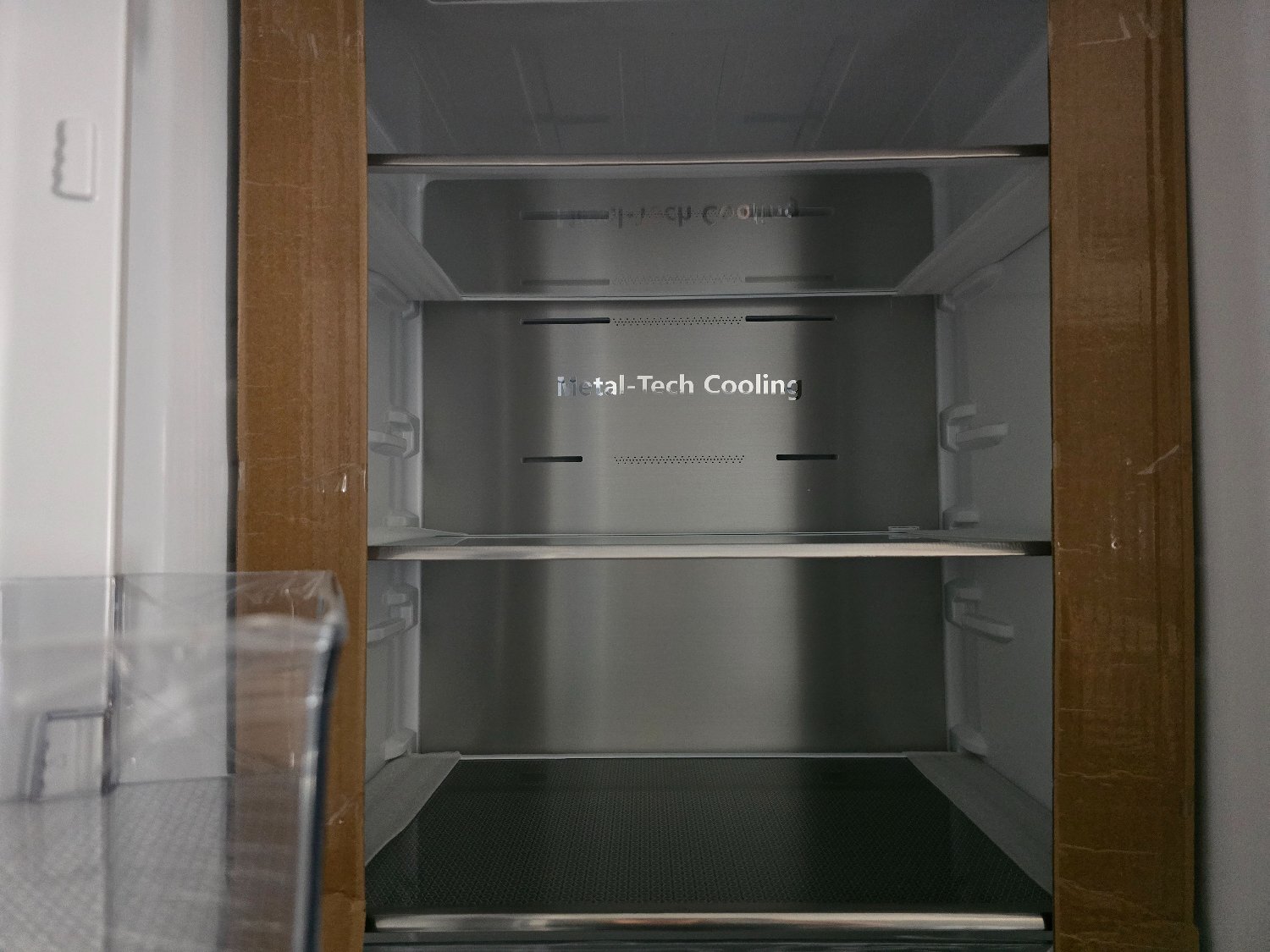 Brand new unused Hisense RF632N4AIE1 French Door Fridge Freezer - Home Appliances
