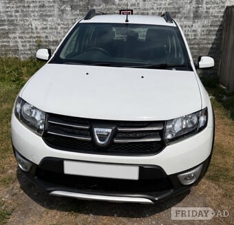 2016 Dacia Sandero stepway laureate