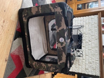 Fabric pet crate