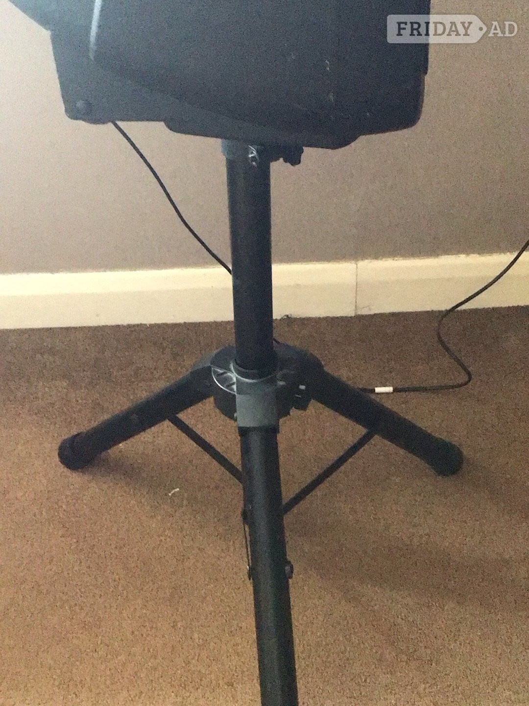bluetooth party speaker and remote control and stand power cable - Tv, Audio & Cameras in Romney Marsh