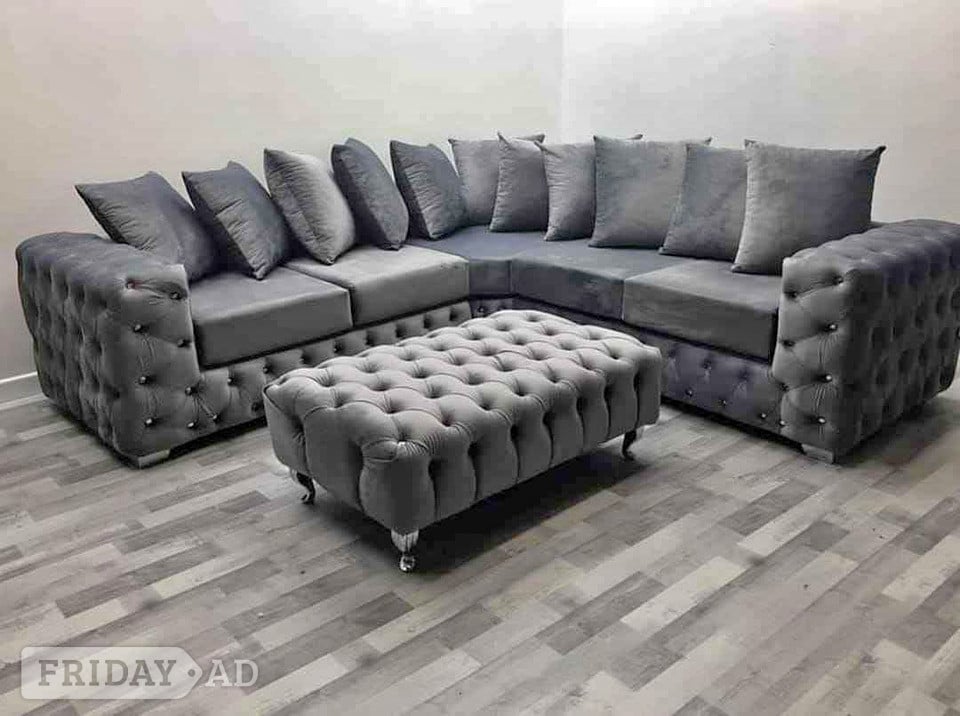Adorable Grey Chesterfield Corner Sofa Free Delivery All Over UK in Wolverhampton