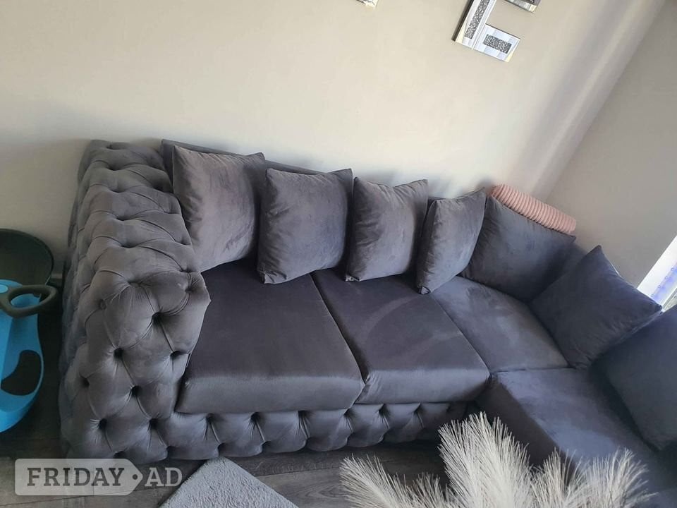 Wolverhampton Adorable Grey Chesterfield Corner Sofa Free Delivery All Over UK