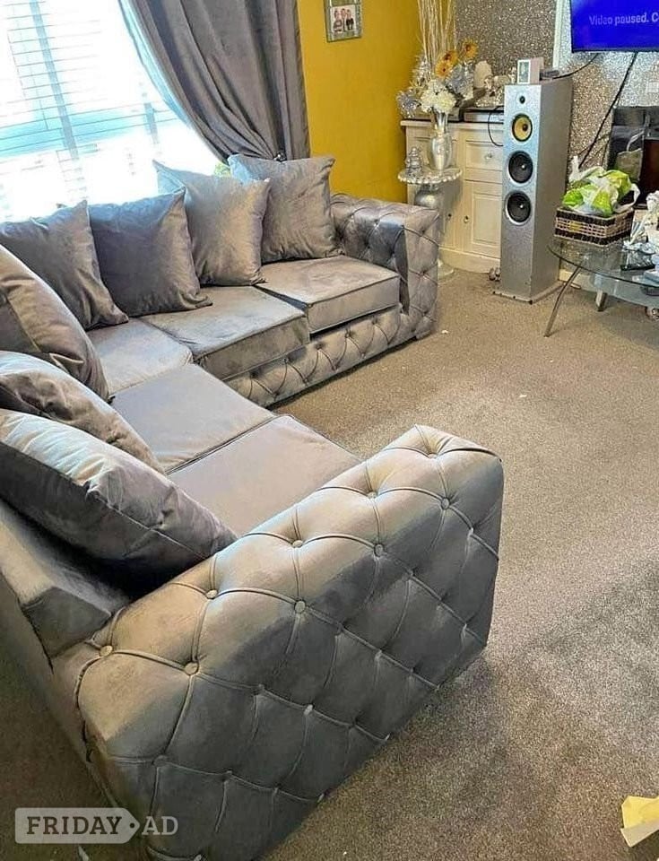 Adorable Grey Chesterfield Corner Sofa Free Delivery All Over UK - Furniture in Wolverhampton