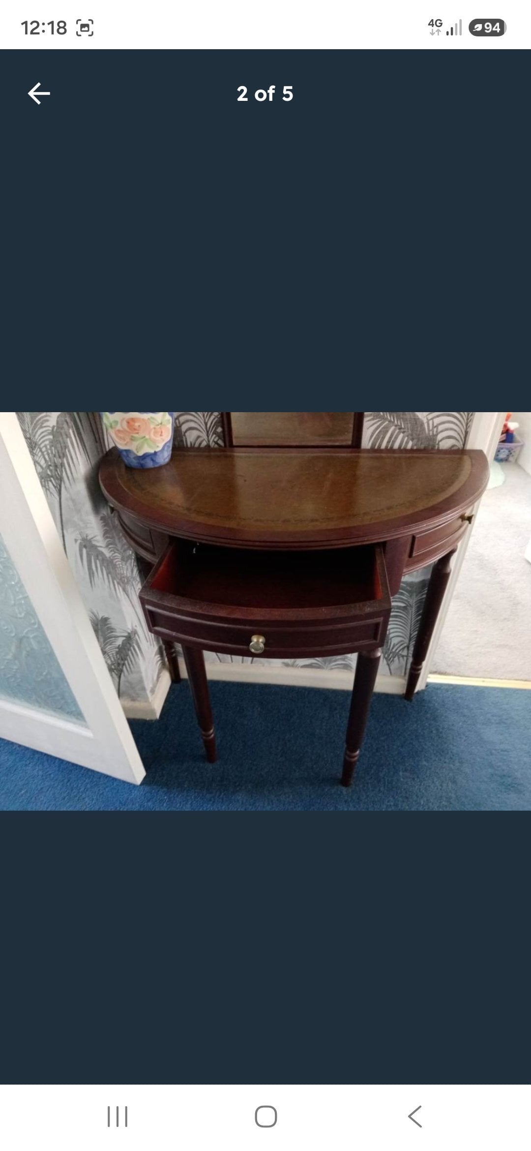 Used Attractive Wood small table with Leather top in good cond - Furniture in Peacehaven