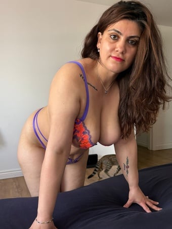 Amira best anal queen