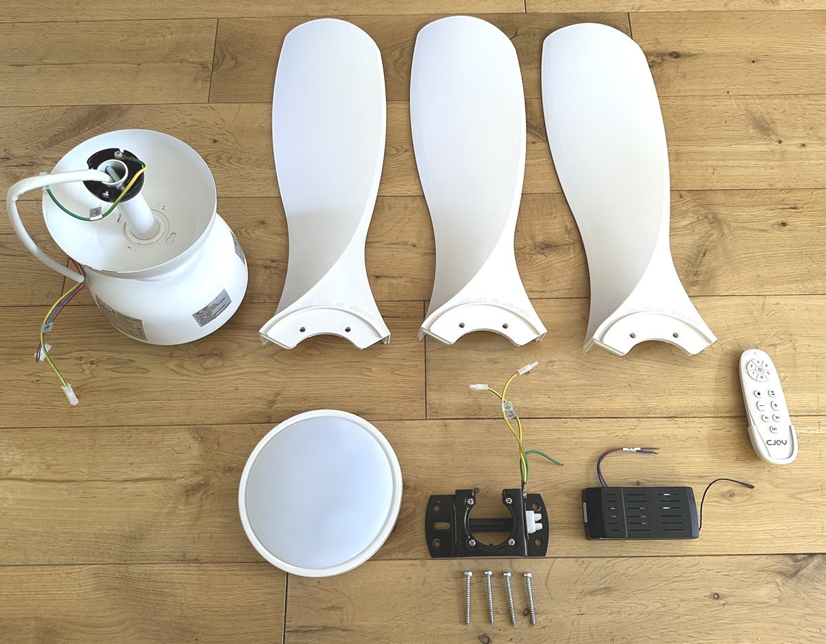 CJOY 42" Ceiling Fan 6 Speed with Light & Remote – Very Quiet  - Heating & Cooling in Hastings