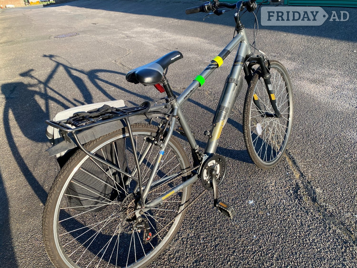 Halfords Bicycle:  APOLLO GURU 2018 18 Hybrid  in Bexhill-On-Sea
