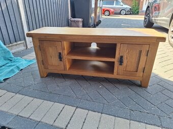 Oak TV Unit