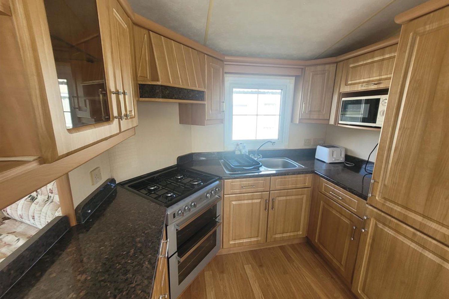 Wisbech Luxury Holiday Home with beautiful lake views