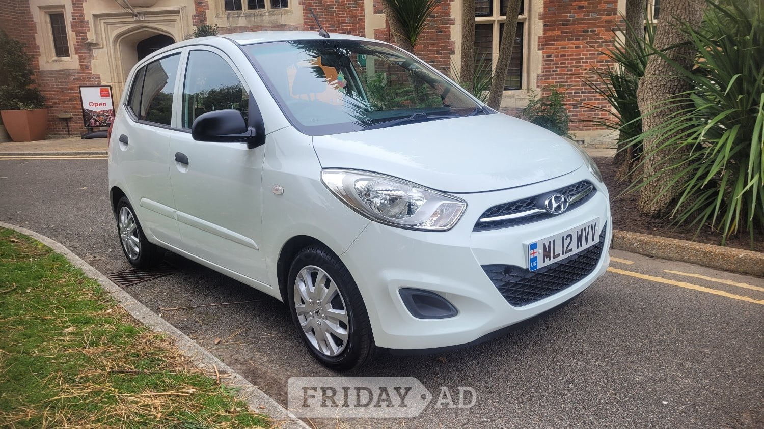 [ berth ]Hyundai I10 1.2 5 door Hatchback,£20 tax,NEW MOT,Excellent.
