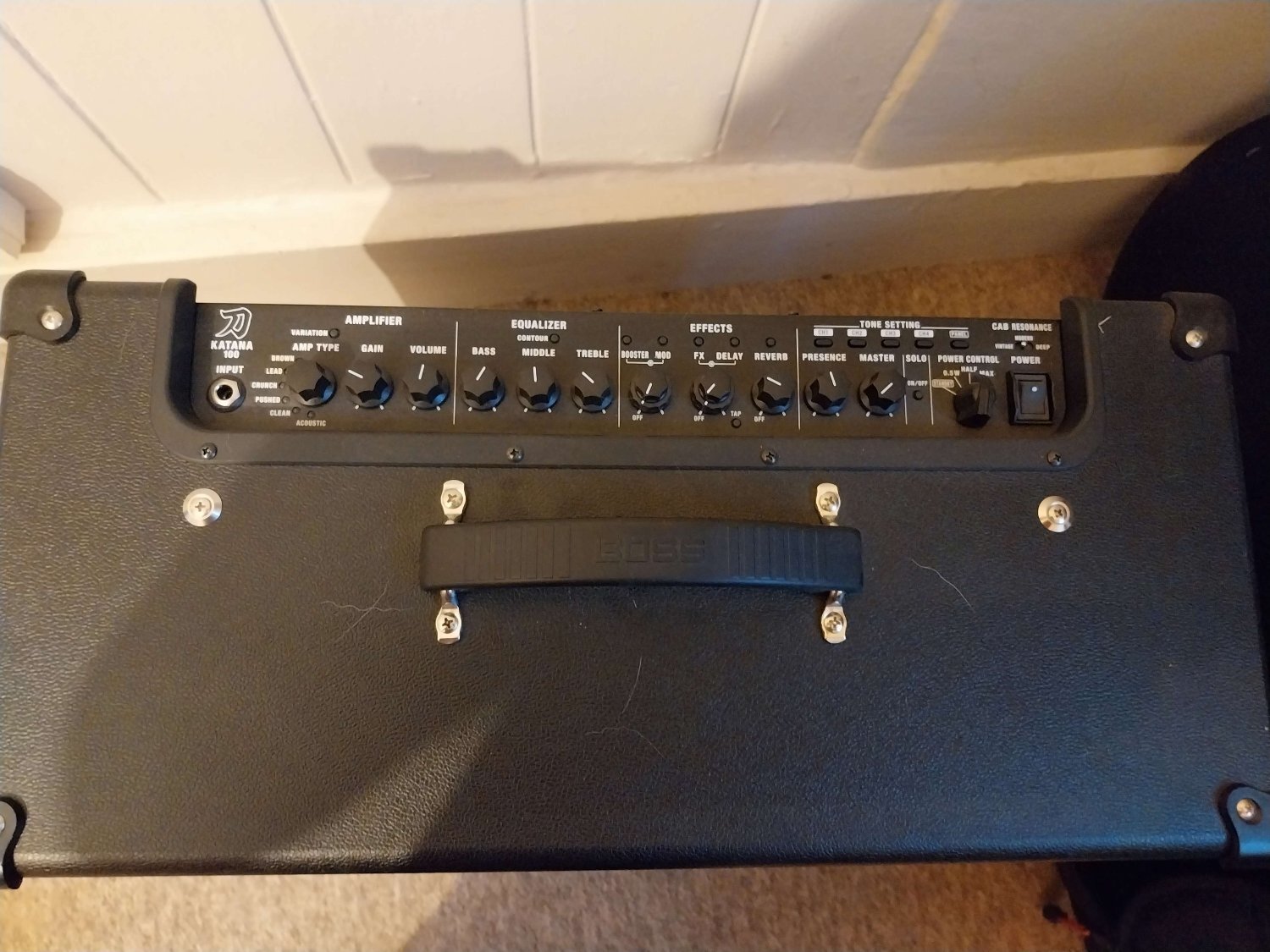Boss Katana 100W Amp with Foot controller & accessories