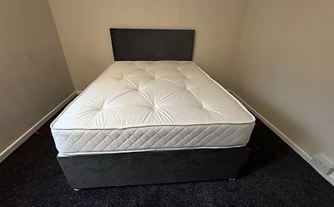 King size apollo mattress with divan base 2 drawers & headboard 
