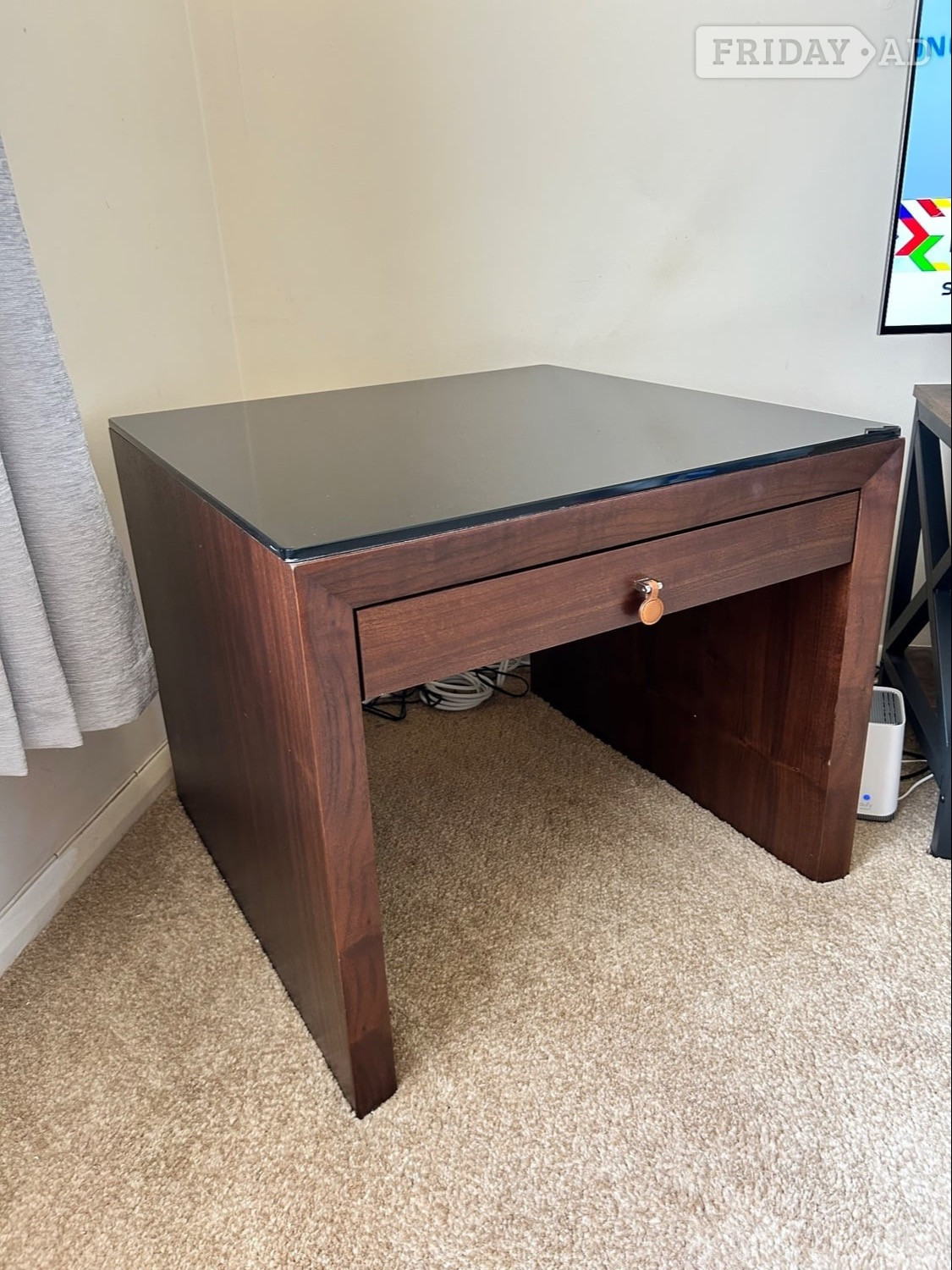 Console table with full depth drawer, very good condition  in Hastings