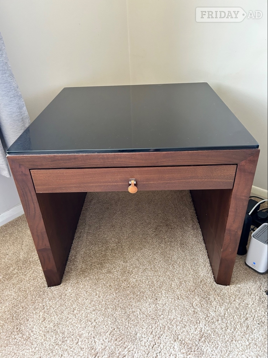 Console table with full depth drawer, very good condition 
