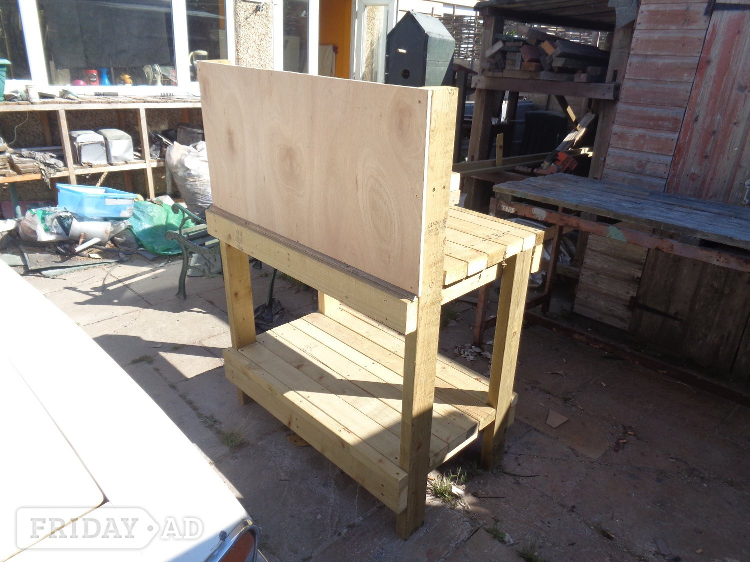 hand made potting table made from 4x2 - Garden