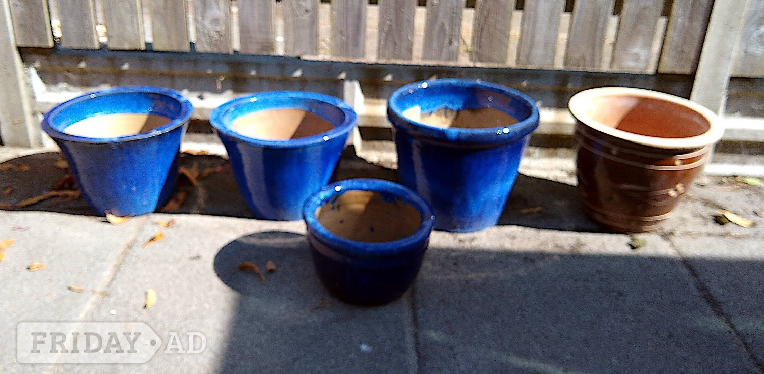 Assortment of 5 Garden Pots in St. Austell