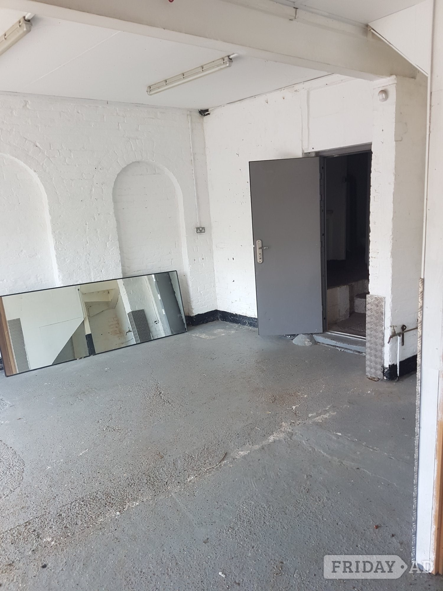 WORKSHOP / OFFICE/ STORAGE UNIT  HASTINGS in Hastings