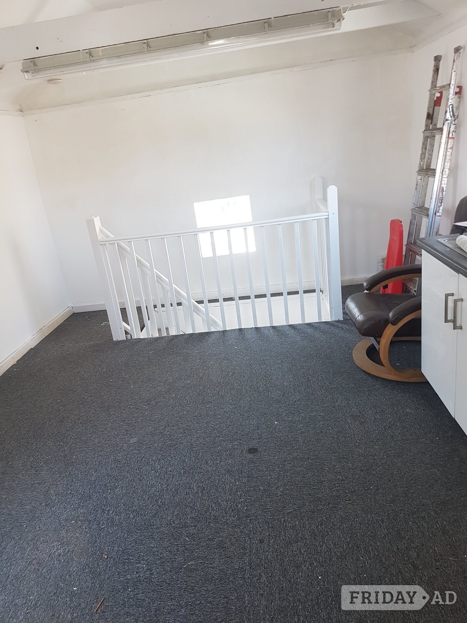 WORKSHOP / OFFICE / STORAGE - Commercial Properties