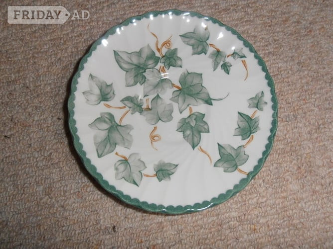 Green Leaf Crockery
