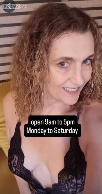 ⁹Mature tall slim blonde post op transexual 