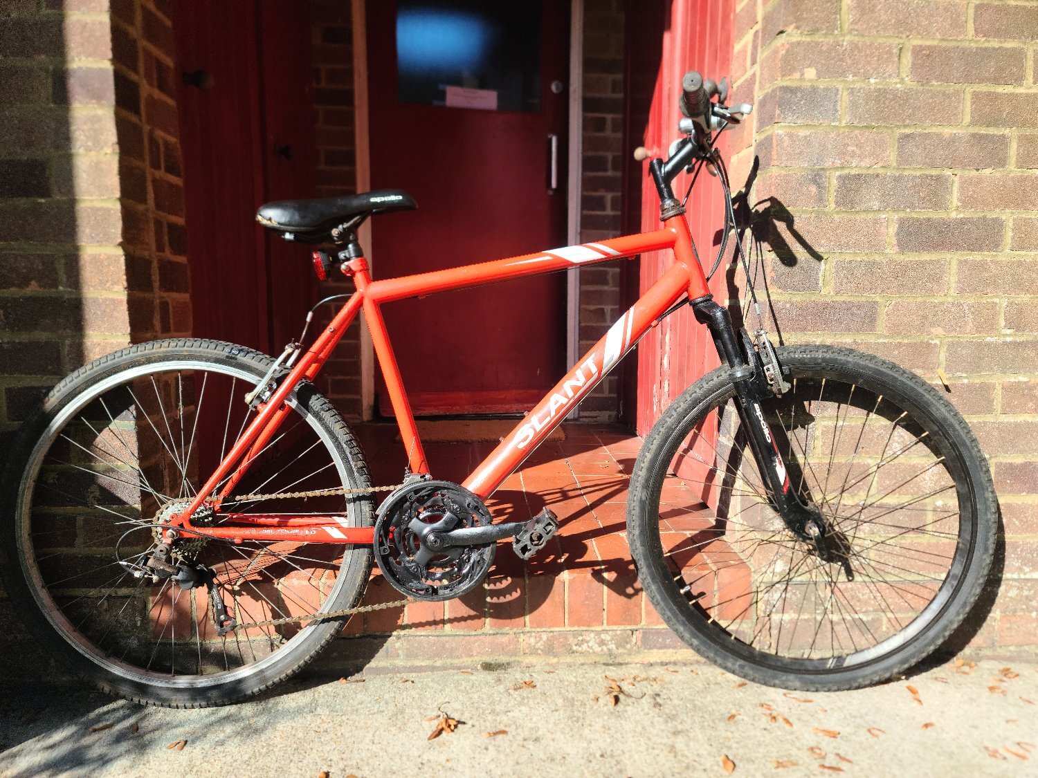 Apollo Slant Gents Mountain Bike 