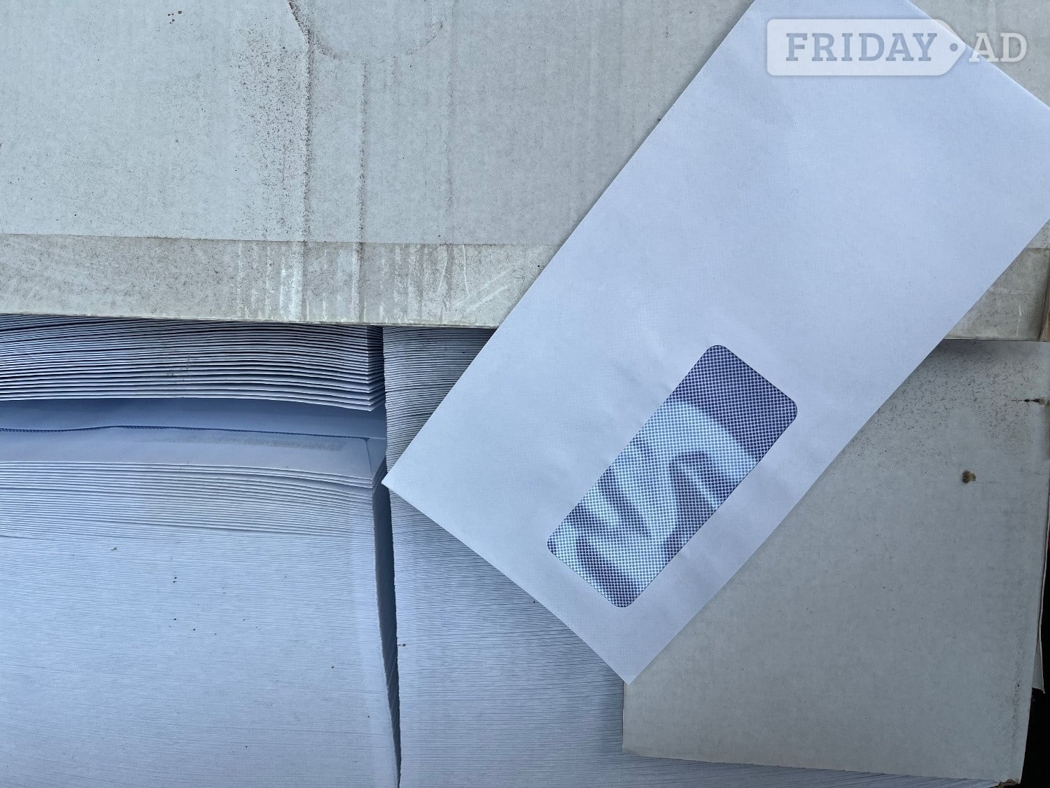 2 boxes 1000 white wallet envelopes  - Bizarre Bazaar