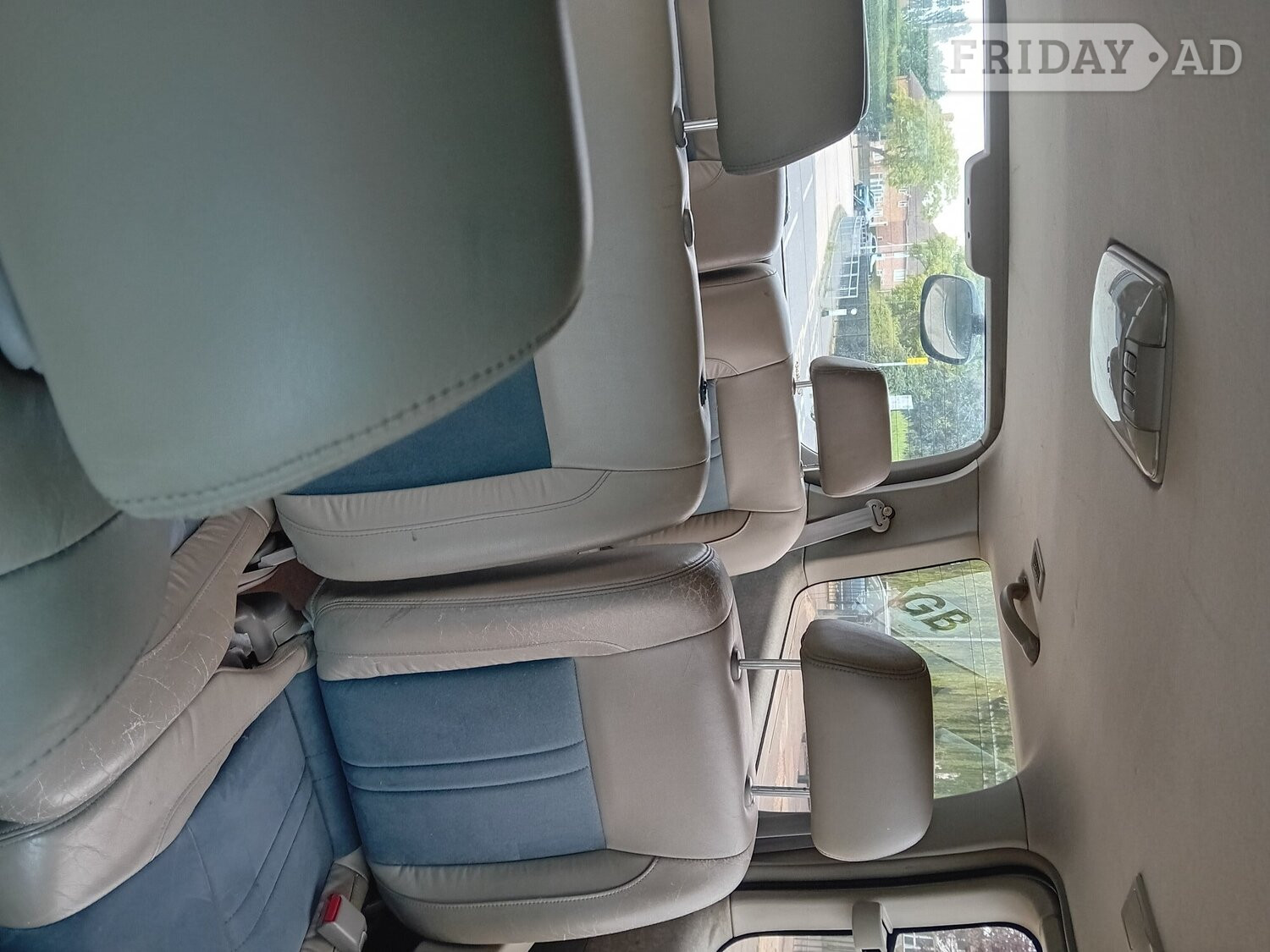 Nissan Elgrand Highway Star, import 1999. 8 seater, chairs swivel - Cars
