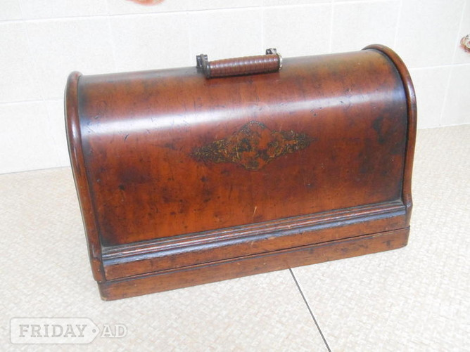 St. Leonards-On-Sea Singer Sewing Machine - 1887