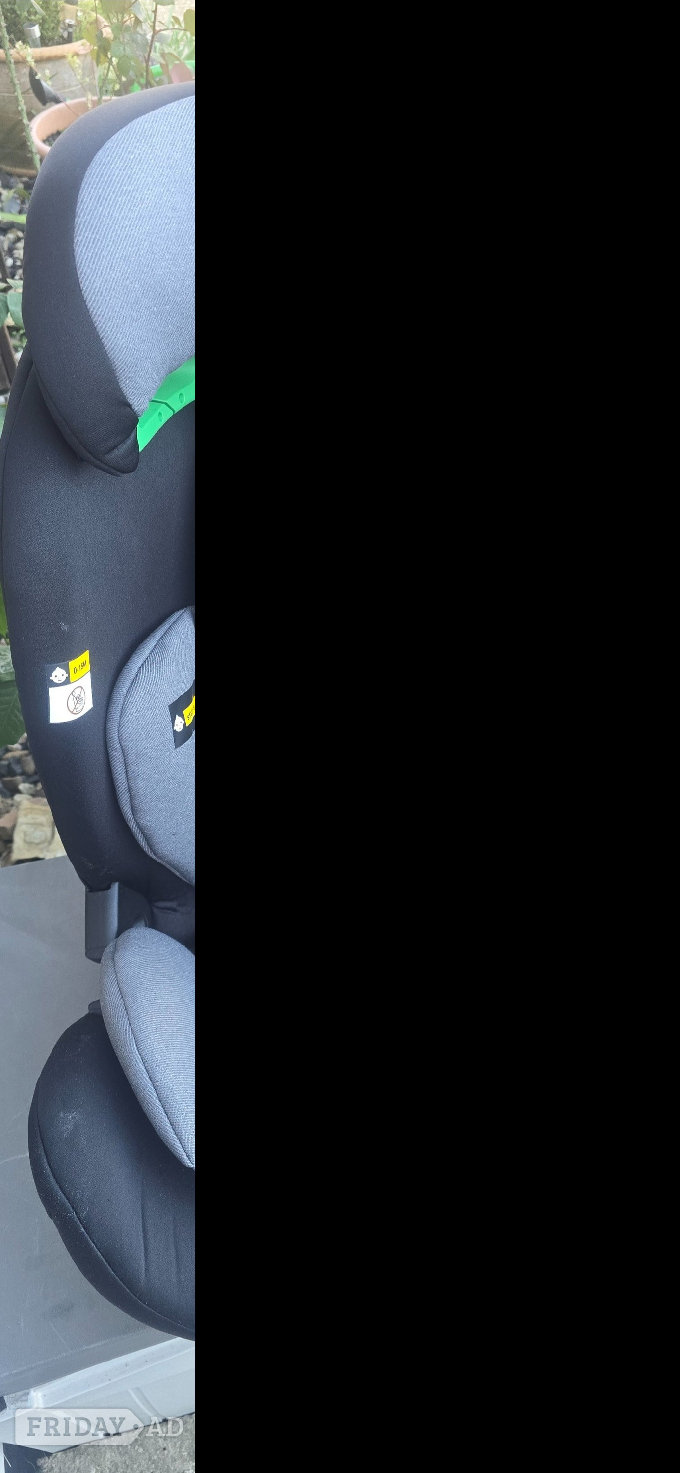 Cuggl isofix car seat  in Pulborough