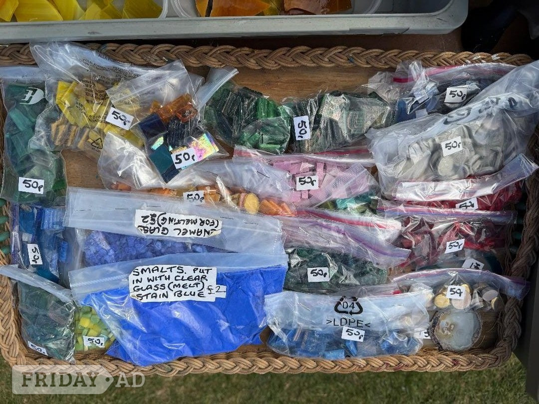 Quality Mosaics pieces, 50p a bag in Worthing