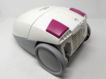 Electrolux 1800W Cylinder Bagged Vacuum Cleaner Z3319