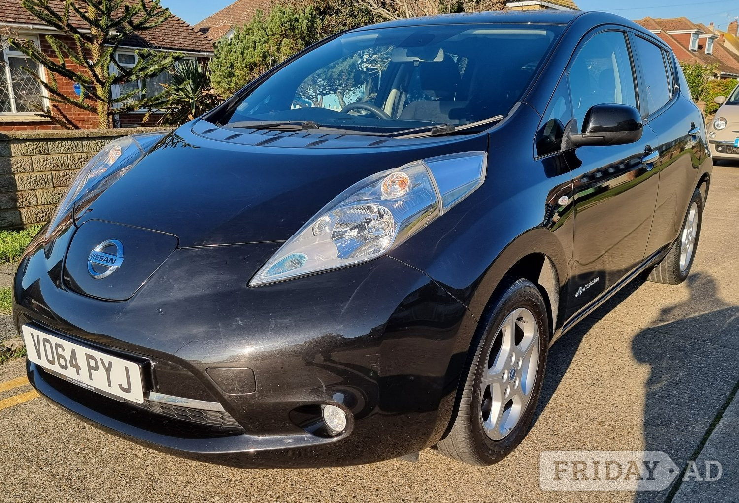 [ berth ]Nissan LEAF