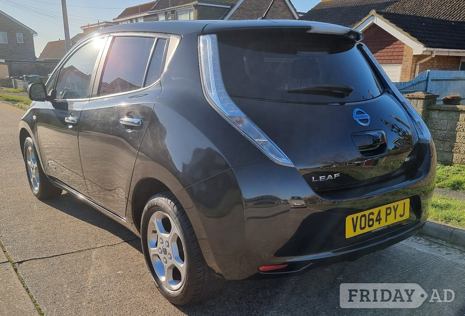 2014 Nissan LEAF - Cars in Peacehaven