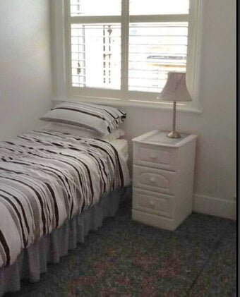 Lovely single room for rent Hove