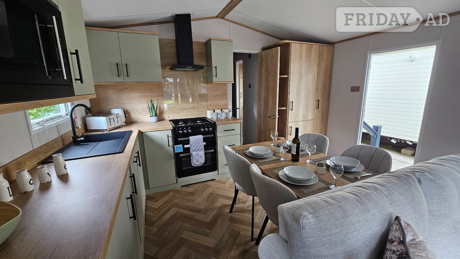Stunning Carnaby Regis villa 2 bedroom villa situated at  chantry - Hobbies & Leisure in Leyburn