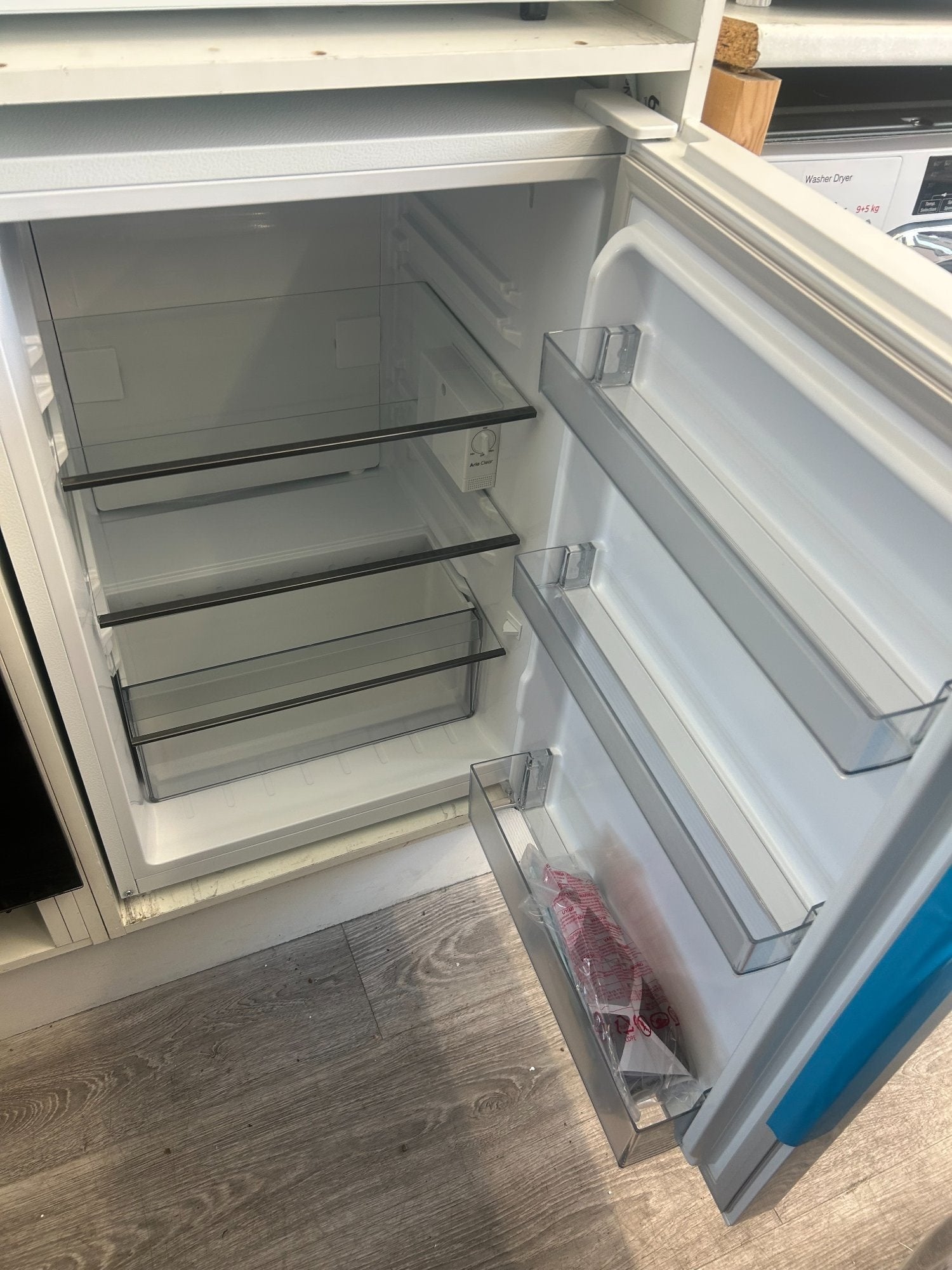 BRAND NEW HOOVER UNDERCOUNTER FRIDGE