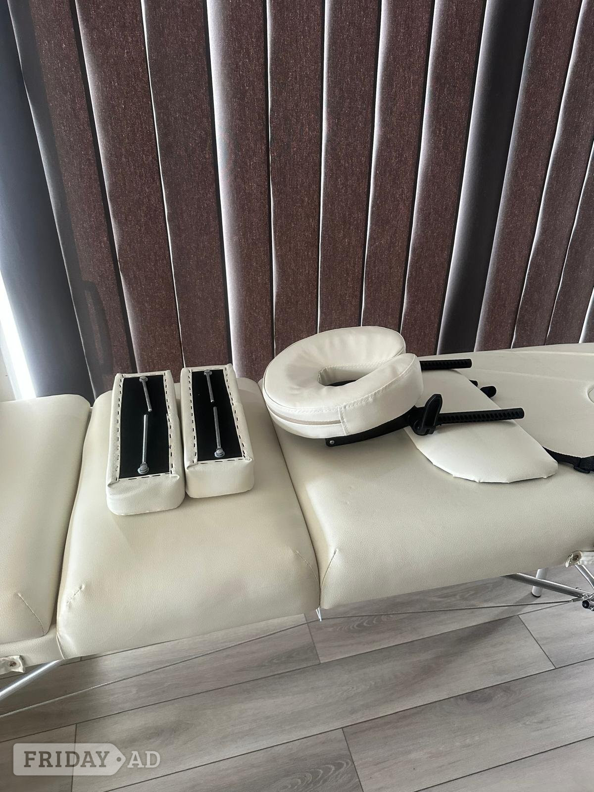 Beauty/ massage bed used twice - Hobbies & Leisure in Peacehaven