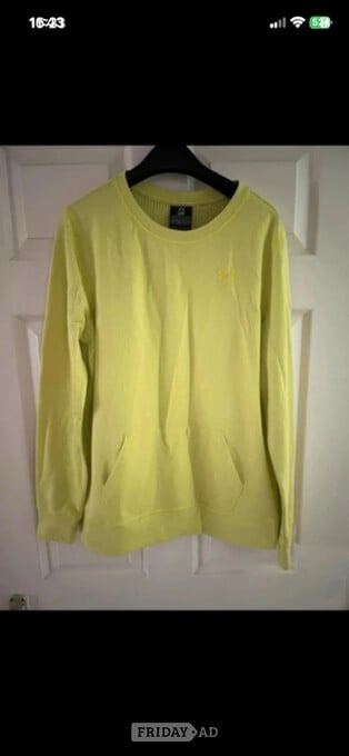 Men's Yellow Under Armour Cold Gear Active Wear sweater In Size L