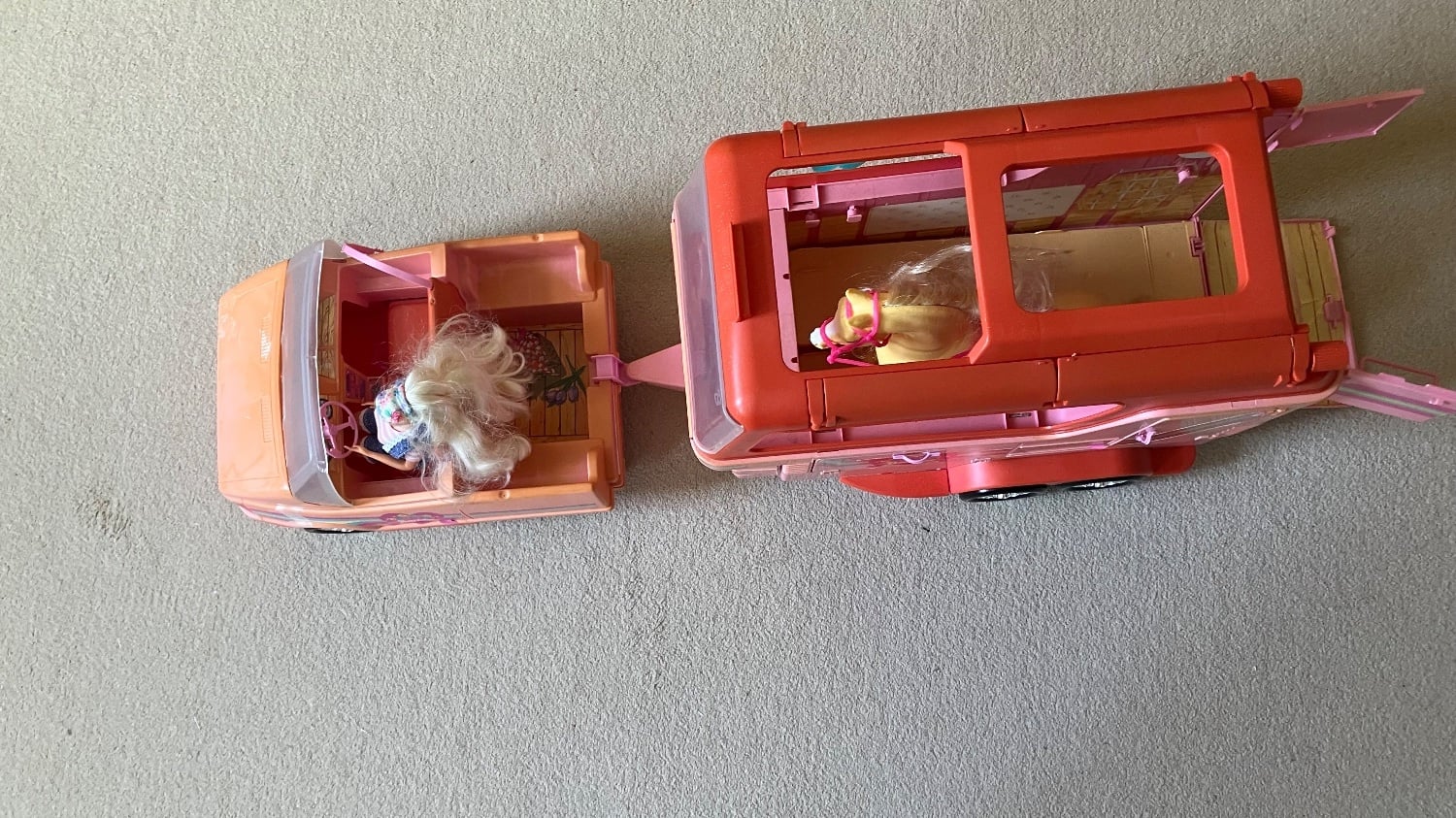 Peacehaven Barbie Car, Horse & Trailer, Equestrian Centre and 1x Barbie. 