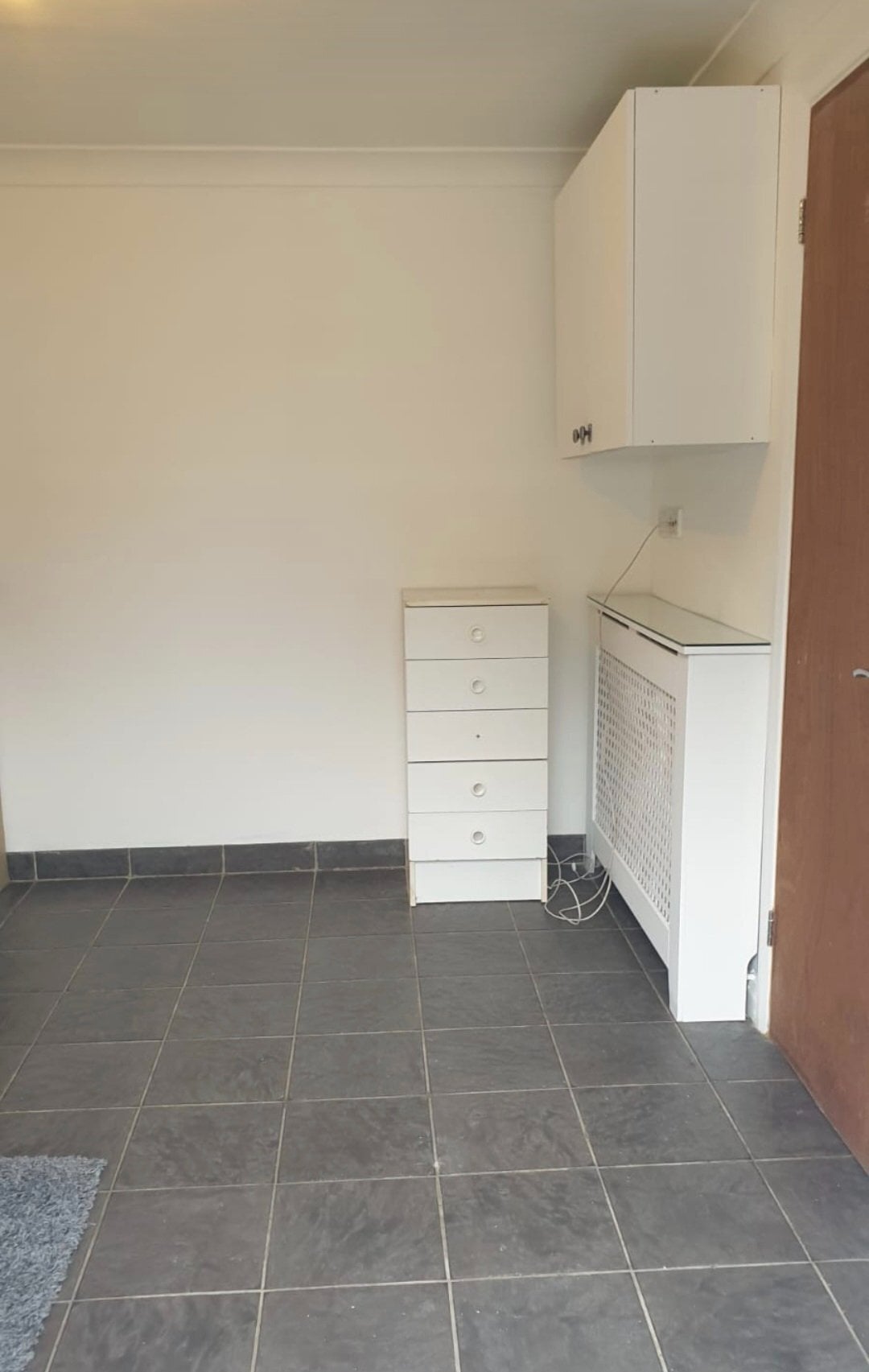 Spacious Room For Rent Hove - Rooms in Hove